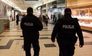 Mazowieccy policjanci kontrolują galerie handlowe