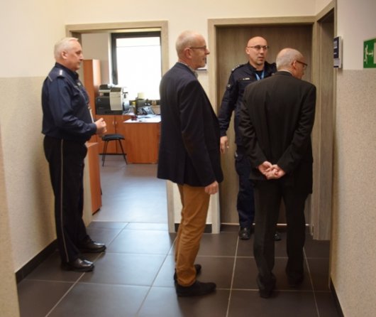 Goście z Niemiec zwiedzali Komisariat Policji w Mszczonowie